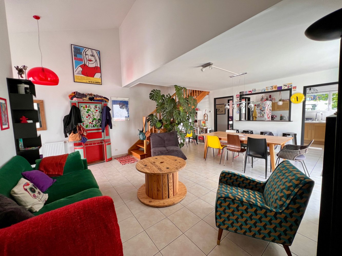 Casa de 6 dormitorios en La Roche-sur-Yon, France No. 109148