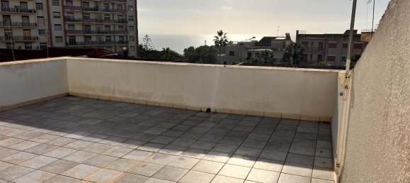5 rooms Apartment in Sciacca, Italy No. 153386 4