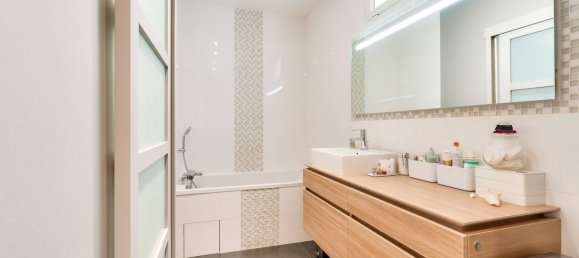 2 Schlafzimmer Doppelhaus in Paris, France, Nr. 174615 11