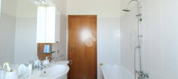 Квартира с 2 спальнями в Ортона, Италия № 293642 6