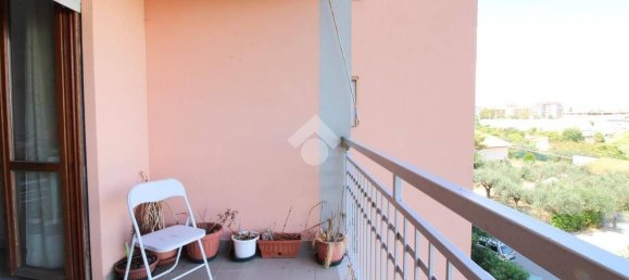 Квартира с 2 спальнями в Ортона, Италия № 293642 13