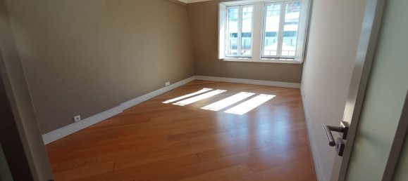 2 bedrooms Apartment in Lisbon, Portugal No. 123528 9