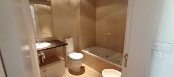 2 bedrooms Apartment in Lisbon, Portugal No. 123528 10