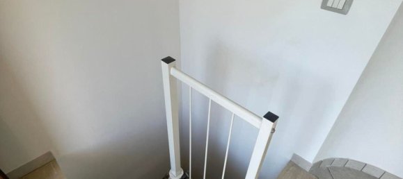 Квартира с 3 комнатами в Кастельфранко ди Сотто, Италия № 299599 22