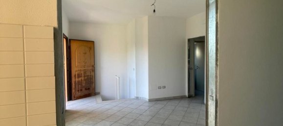 Квартира с 3 комнатами в Кастельфранко ди Сотто, Италия № 299599 5