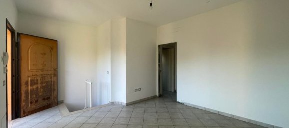 Квартира с 3 комнатами в Кастельфранко ди Сотто, Италия № 299599 21