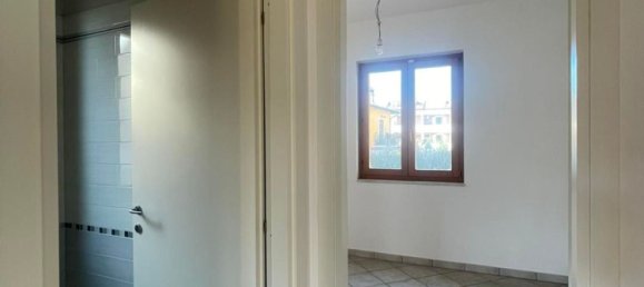 Квартира с 3 комнатами в Кастельфранко ди Сотто, Италия № 299599 10