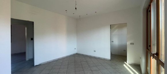 Квартира с 3 комнатами в Кастельфранко ди Сотто, Италия № 299599 4