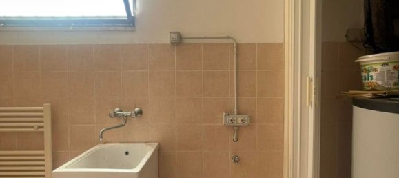 Квартира с 3 комнатами в Кастельфранко ди Сотто, Италия № 299599 32