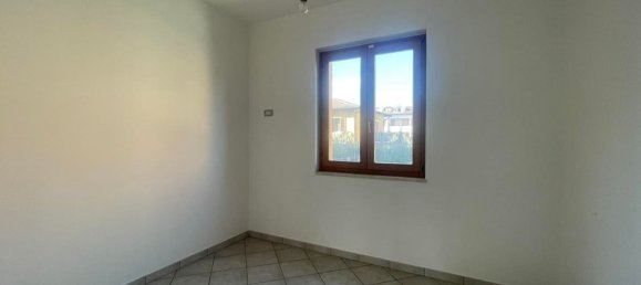 Квартира с 3 комнатами в Кастельфранко ди Сотто, Италия № 299599 17