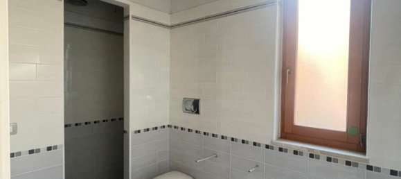 Квартира с 3 комнатами в Кастельфранко ди Сотто, Италия № 299599 18