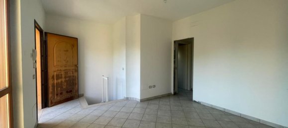 Квартира с 3 комнатами в Кастельфранко ди Сотто, Италия № 299599 9