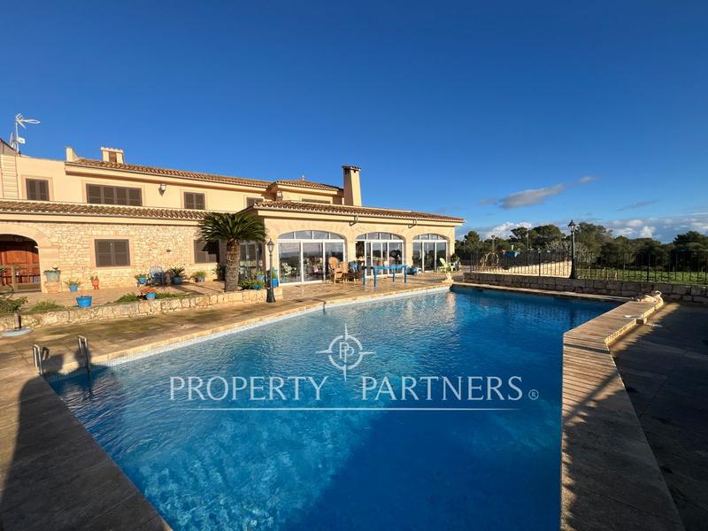 Casa de 7 dormitorios en Manacor, Spain No. 255737