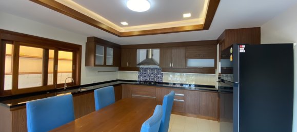 4 bedrooms House in Chiang Mai, Thailand No. 27061 8