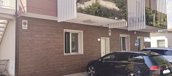 1002m² Building in Rimini, Italy No. 300204 5