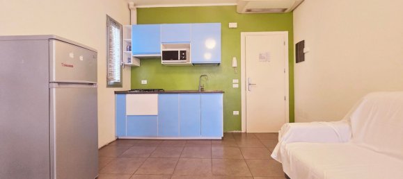 1002m² Building in Rimini, Italy No. 300204 16