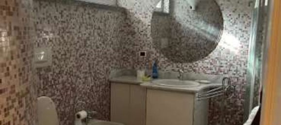 Вилла с 5 комнатами в Эрба, Италия № 2845 12