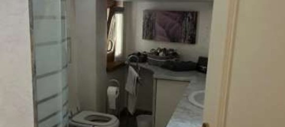 Вилла с 5 комнатами в Эрба, Италия № 2845 11