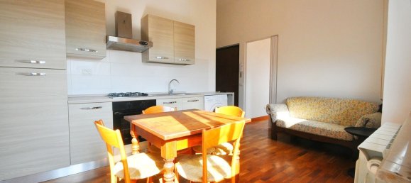 3 rooms Apartment in Ameglia, Italy No. 170056 2