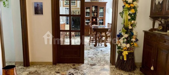 2 Schlafzimmer Wohnung in Florence, Italy, Nr. 51751 4