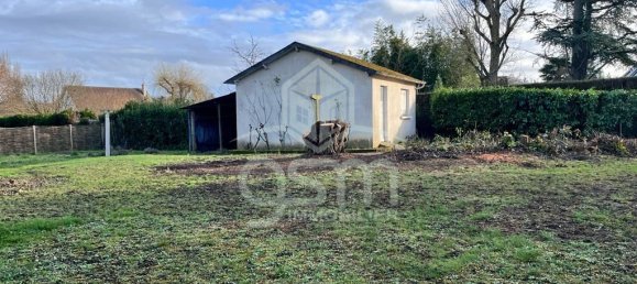  Land in Monts, France No. 81453 3