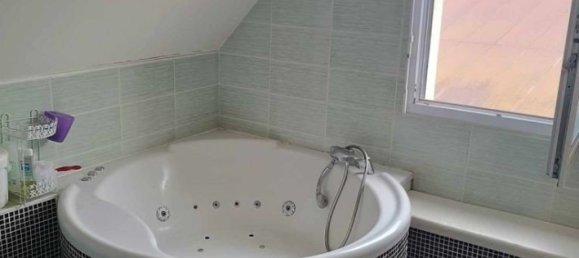 4 bedrooms House in Berling, France No. 73577 7