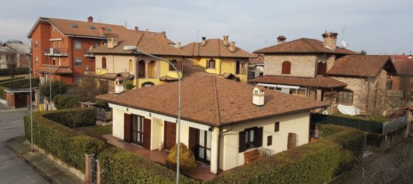 4غرفة شقة في Montanaro, Italy رقم 160561 18