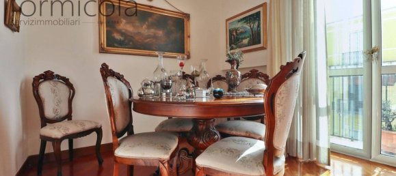 Apartamento de 2 dormitorios en Portici, Italy No. 332178 4