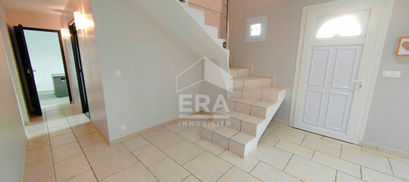 5 bedrooms House in Vendome, France No. 241346 2