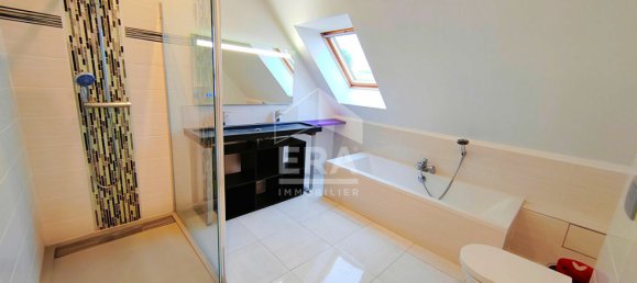 5 bedrooms House in Vendome, France No. 241346 12