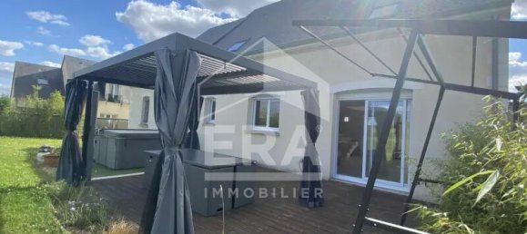 5 bedrooms House in Vendome, France No. 241346 14