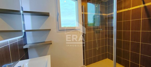 5 bedrooms House in Vendome, France No. 241346 5