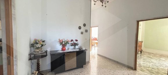 Casa de 4 habitaciónes en Bitetto, Italy No. 29361 14