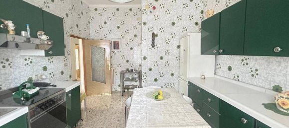 Casa de 4 habitaciónes en Bitetto, Italy No. 29361 36