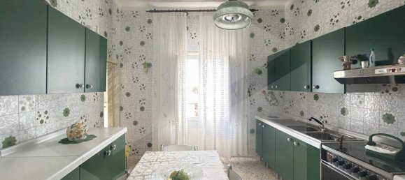 Casa de 4 habitaciónes en Bitetto, Italy No. 29361 32