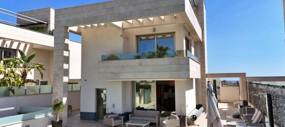 5 bedrooms House in Alicante, Spain No. 240238 3