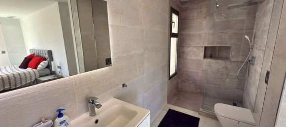 5 bedrooms House in Alicante, Spain No. 240238 32