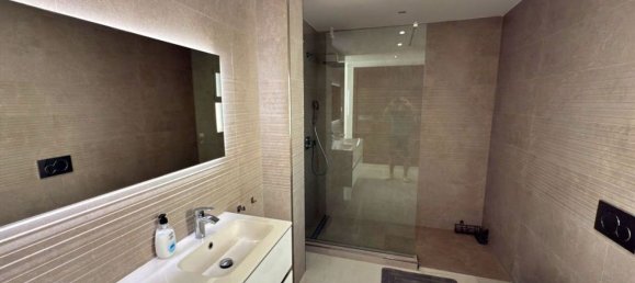 5 bedrooms House in Alicante, Spain No. 240238 22