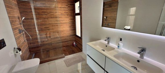 5 bedrooms House in Alicante, Spain No. 240238 29