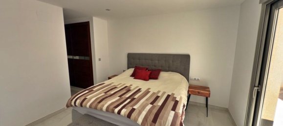 5 bedrooms House in Alicante, Spain No. 240238 20