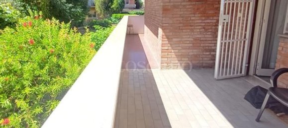 8 rooms Apartment in Rome, Italy No. 266026 5