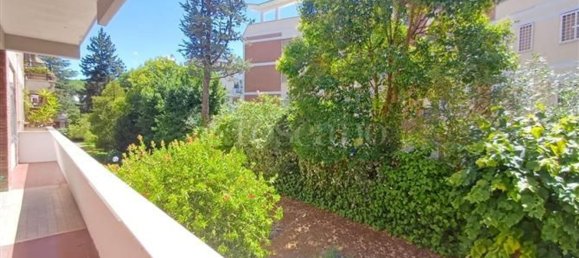 8 rooms Apartment in Rome, Italy No. 266026 22