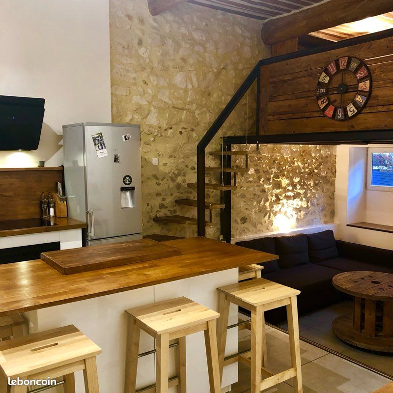 Estudio en Marseille, France No. 334389