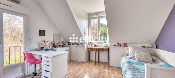 Casa de 6 dormitorios en Saint-Ouen-l'Aumone, France No. 360335 12