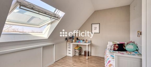 Casa de 6 dormitorios en Saint-Ouen-l'Aumone, France No. 360335 19