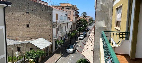 Apartamento de 3 dormitorios en Amantea, Italy No. 154795 18