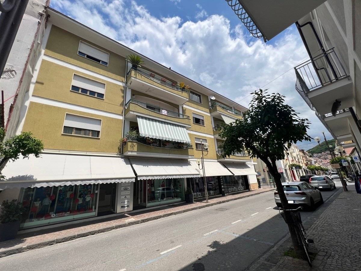 Apartamento de 3 dormitorios en Amantea, Italy No. 154795