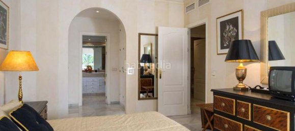 Apartamento de 3 dormitorios en Marbella, Spain No. 115424 22