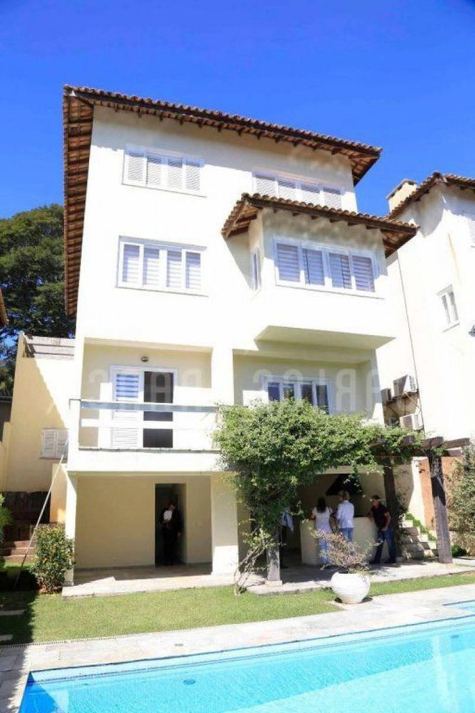 4 bedrooms House in Sao Paulo, Brazil No. 594281