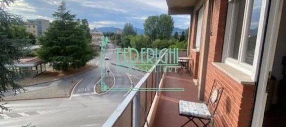 4 Schlafzimmer Wohnung in Lucca, Italy, Nr. 376912 5